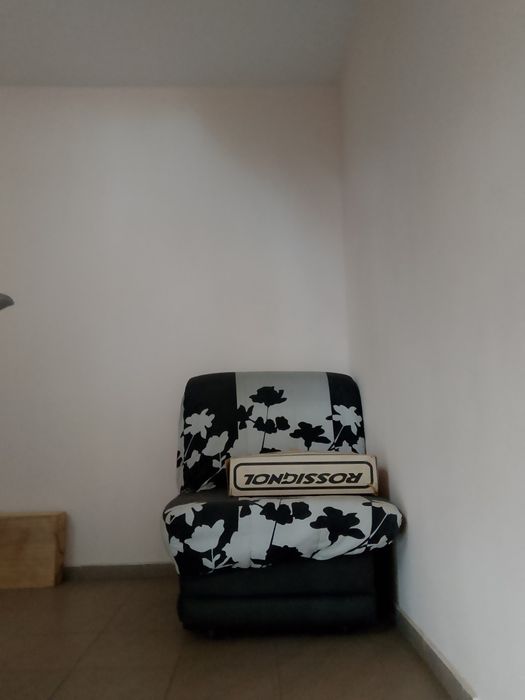Продавам фотьойл разтегателен ползван малко