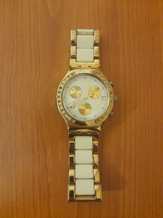 Vind ceasuri dama autentice.