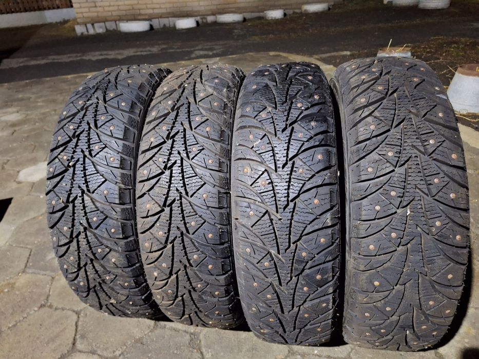 Зимняя шипованная резина R13