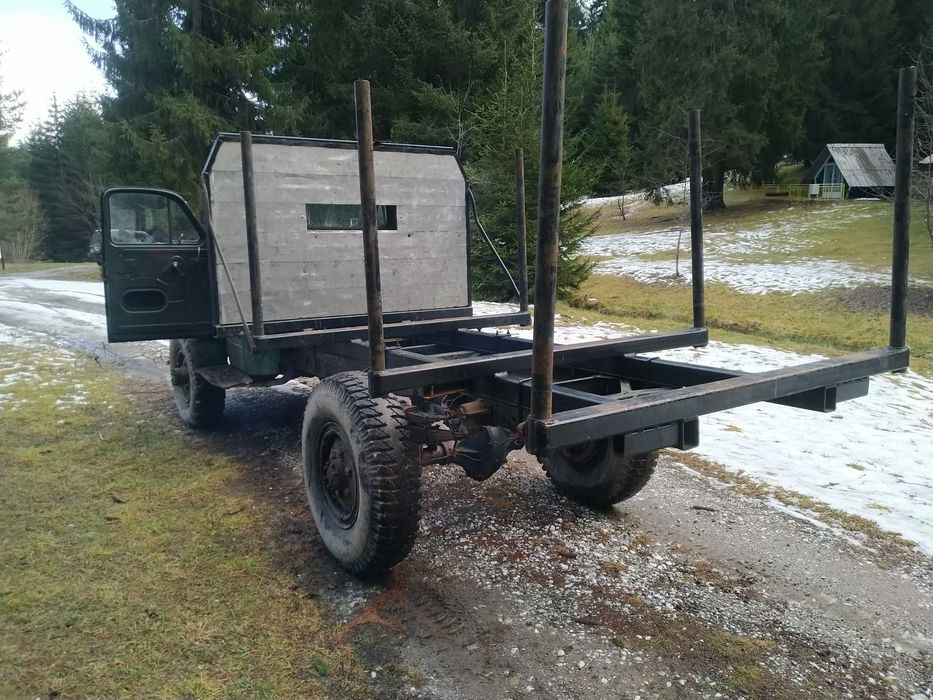 Gaz 63 molotovka