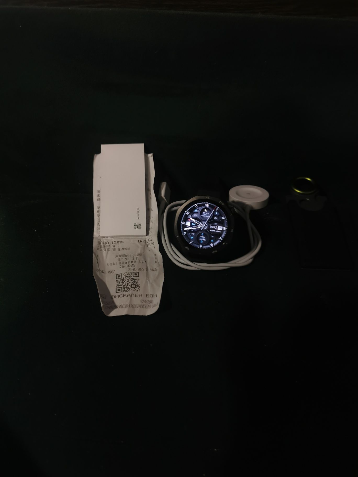 Часовник Huawei GT5 Pro