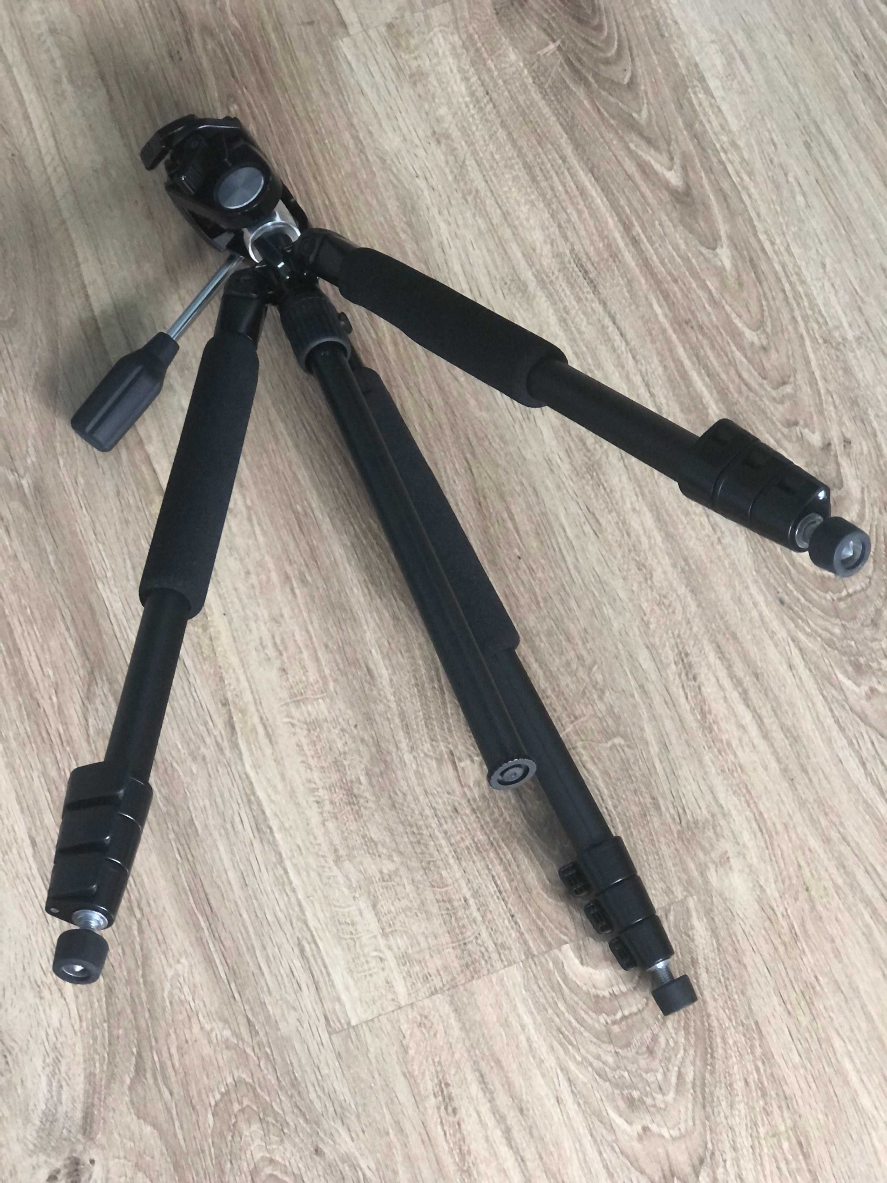 Професионален статив SLIK Sprint PRO EZ + глава SH707E