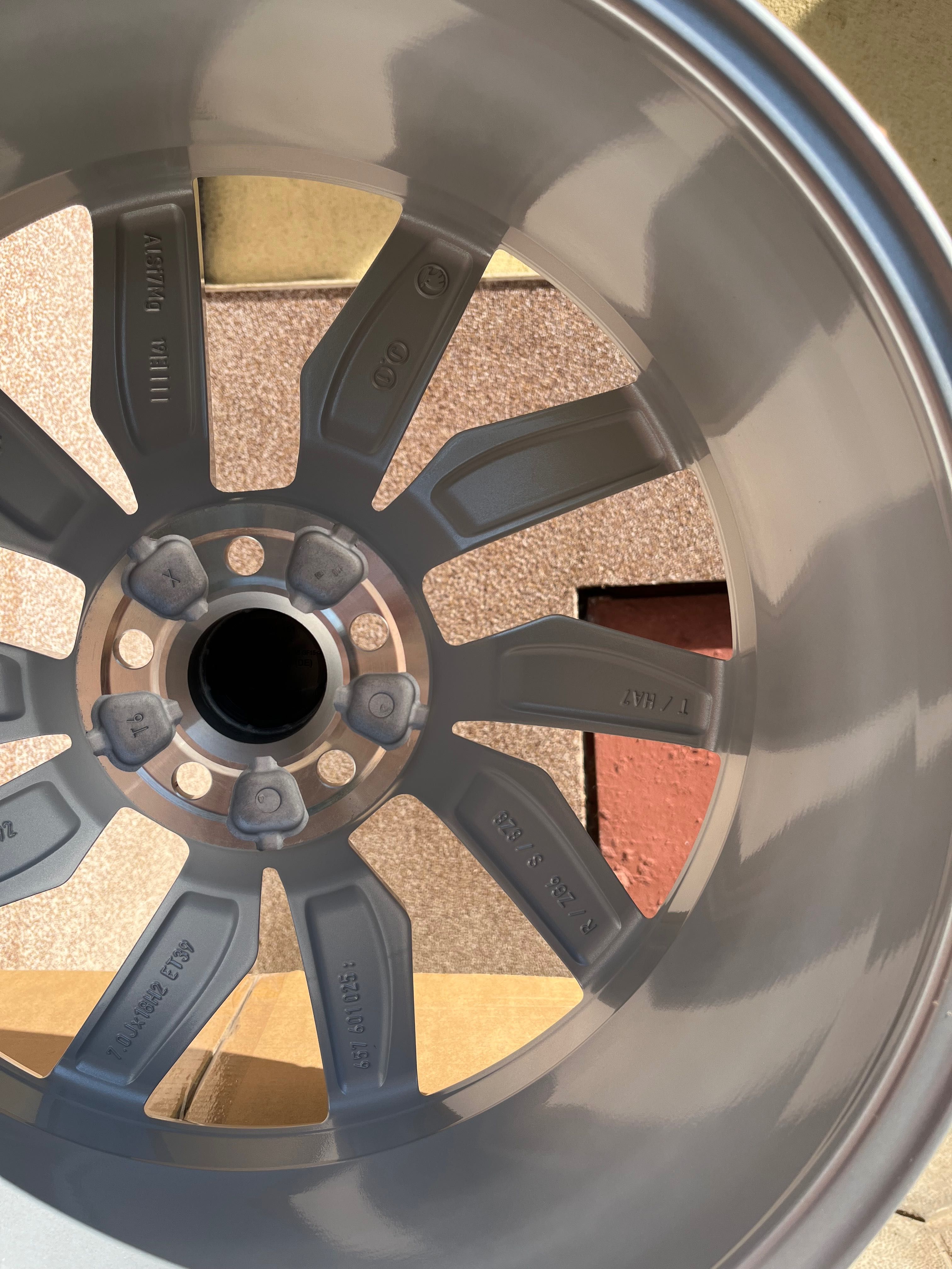 Чисто нови оригинални джанти 18" Blade за Skoda