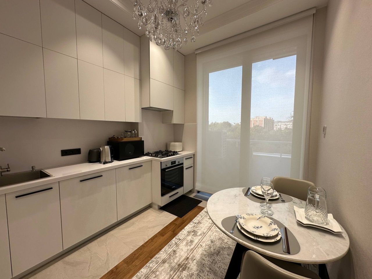 Arenda Jk Infiniti kafe Efendi