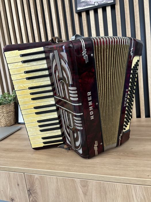 Acordeon Hohner verdi 2 cu 80 de basi acordioane acordion acordeoane