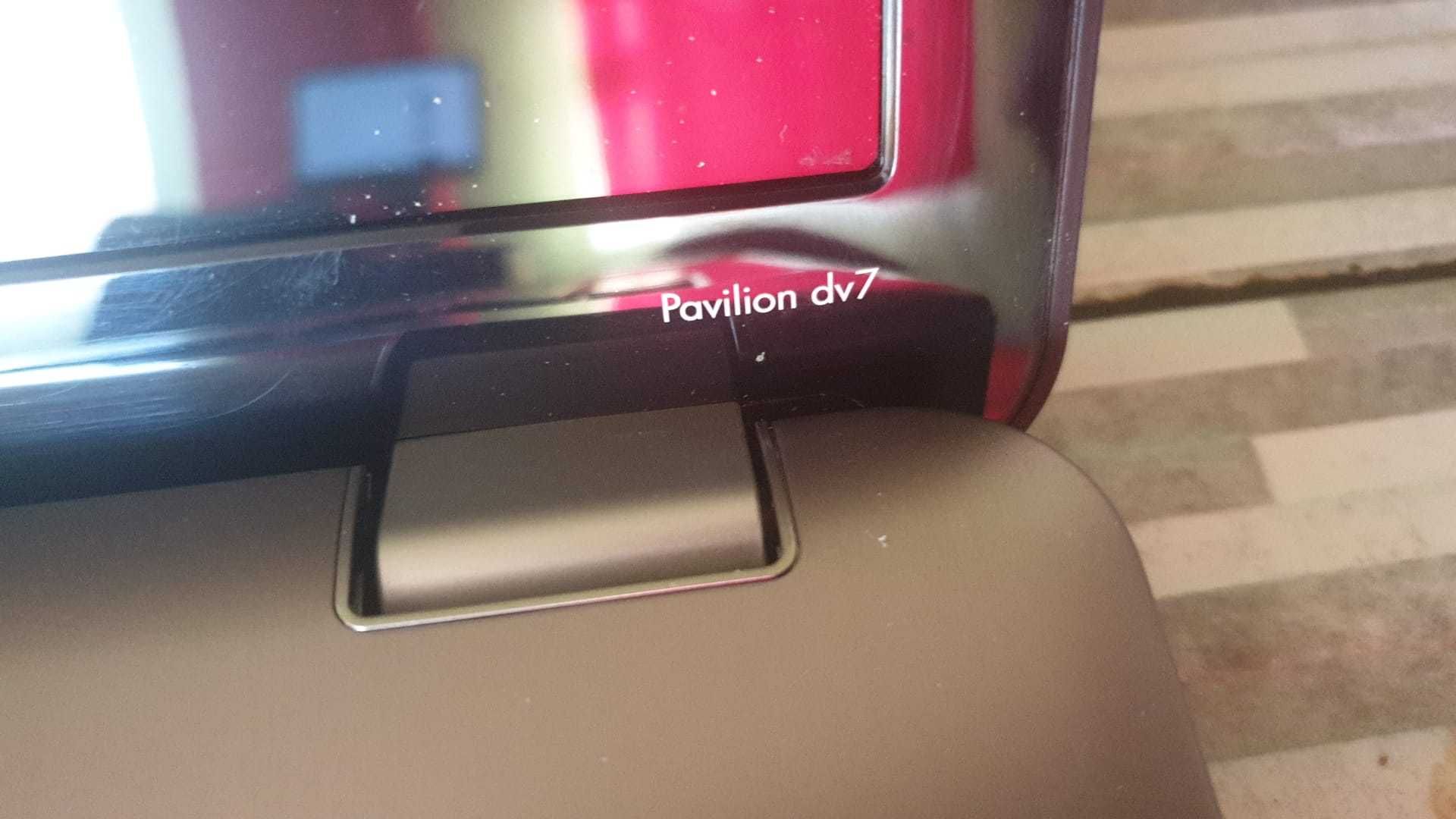 Laptop HP Pavilion dv7 4118ez 17.3 HD  dezmebrez  placa video defecta