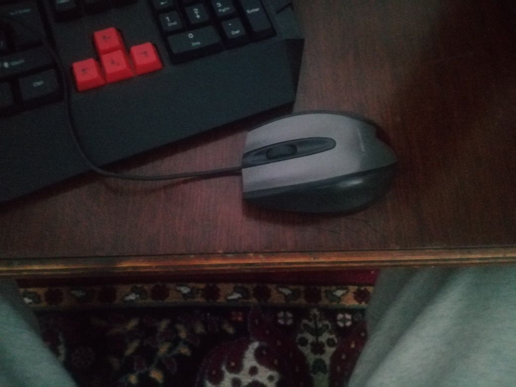 Продам клавиатуру и мышку