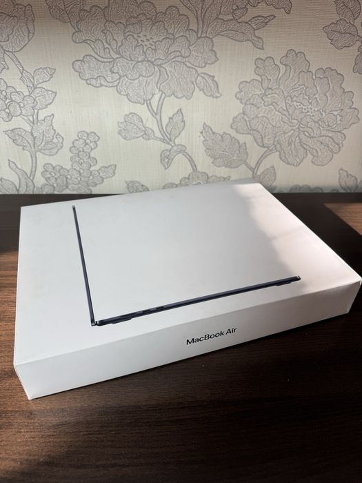 MacBook Air 15” M2 (2023) • Состояние нового • 96% аккумулятор