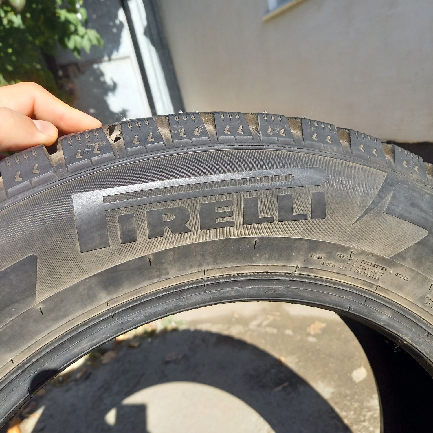 Pirelli 185/65 R15 шипы 4 шт