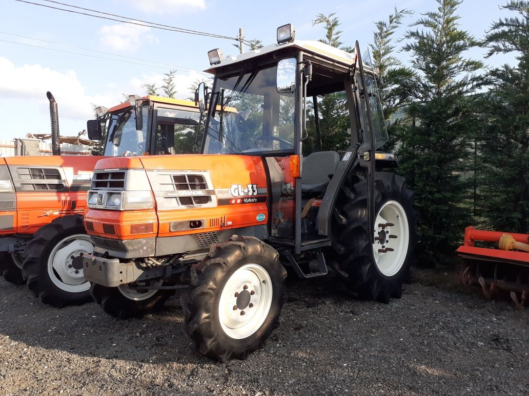 Tractor Japonez Kubota 33 cp Hi Speed