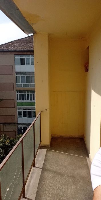Ap 2 camere cu balcon