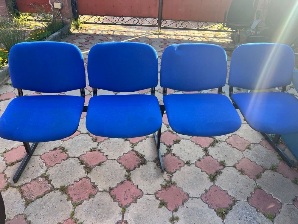 Продам мебель, столы стулья красло