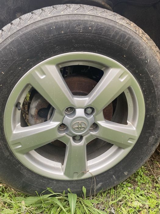 Jante aluminiu r17 +cauciucuri all season