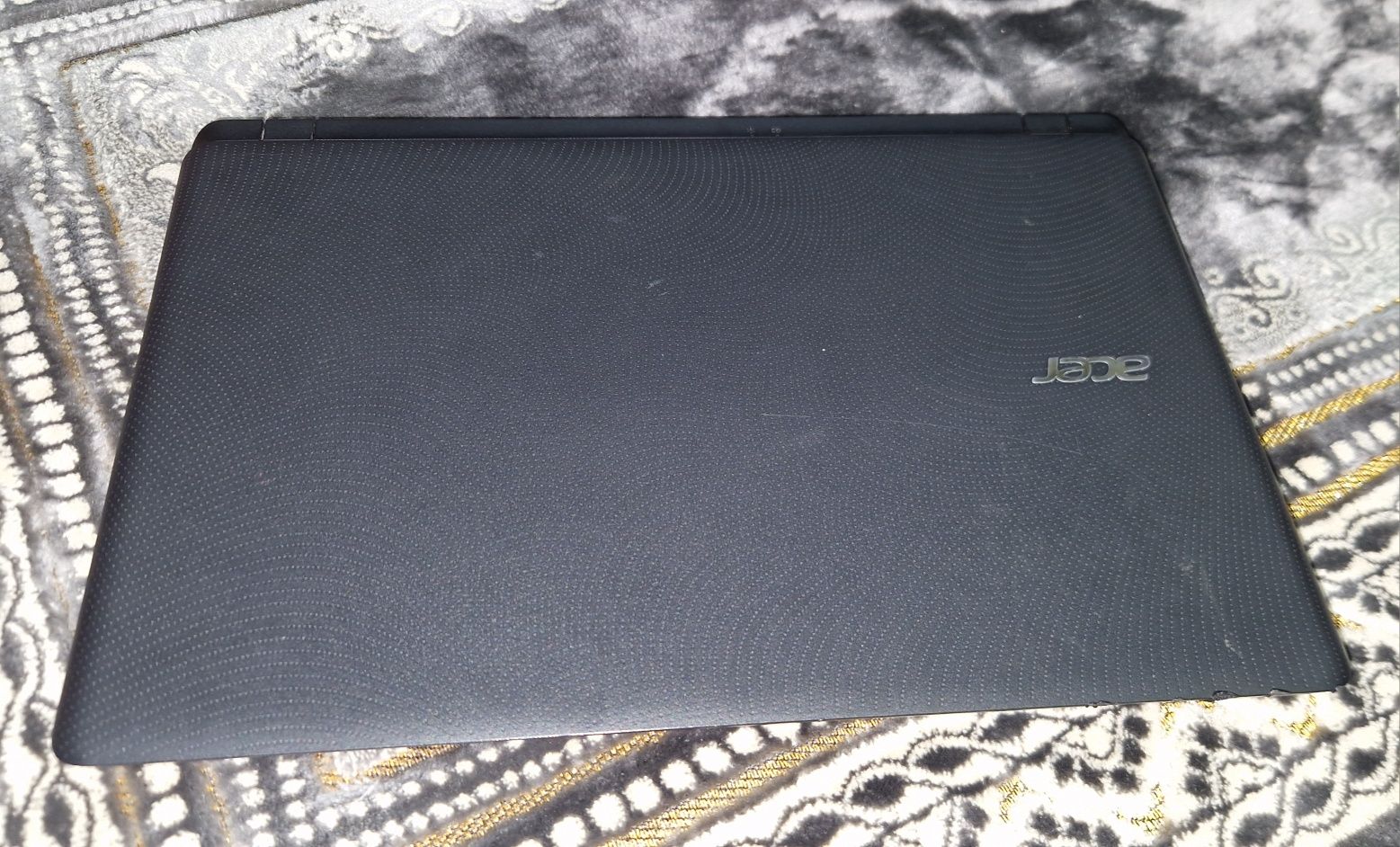 Acer noutbook sotiladi