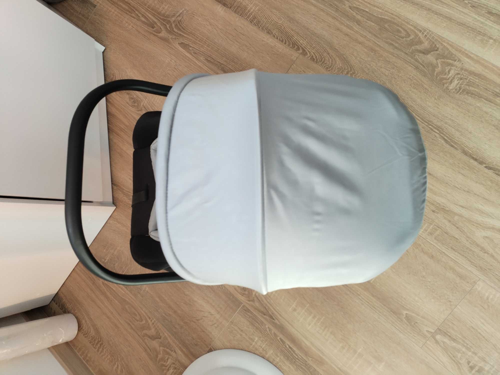 Столче за кола 40-85 cm"Аморе" пепелно сиво