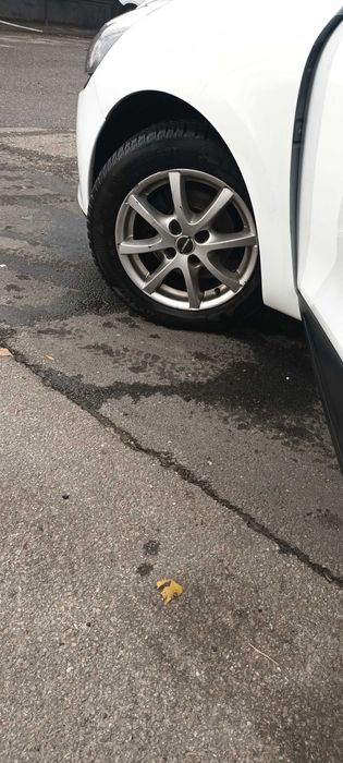 Set 4 Jante cu anvelope,  renault clio, dacia logan opel 4×100 pe R 15