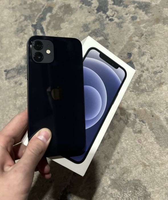 Iphone 12 64GB Ideaal