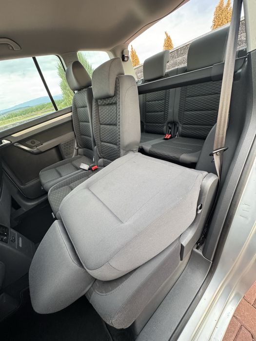 Vând Vw Touran Motor 2.0 Diesel 140 CP BMM 7 Locuri Import Germania