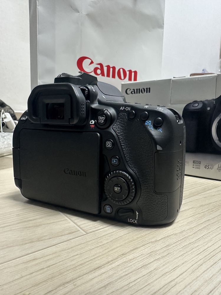 Canon 80D 18-135 nano usm