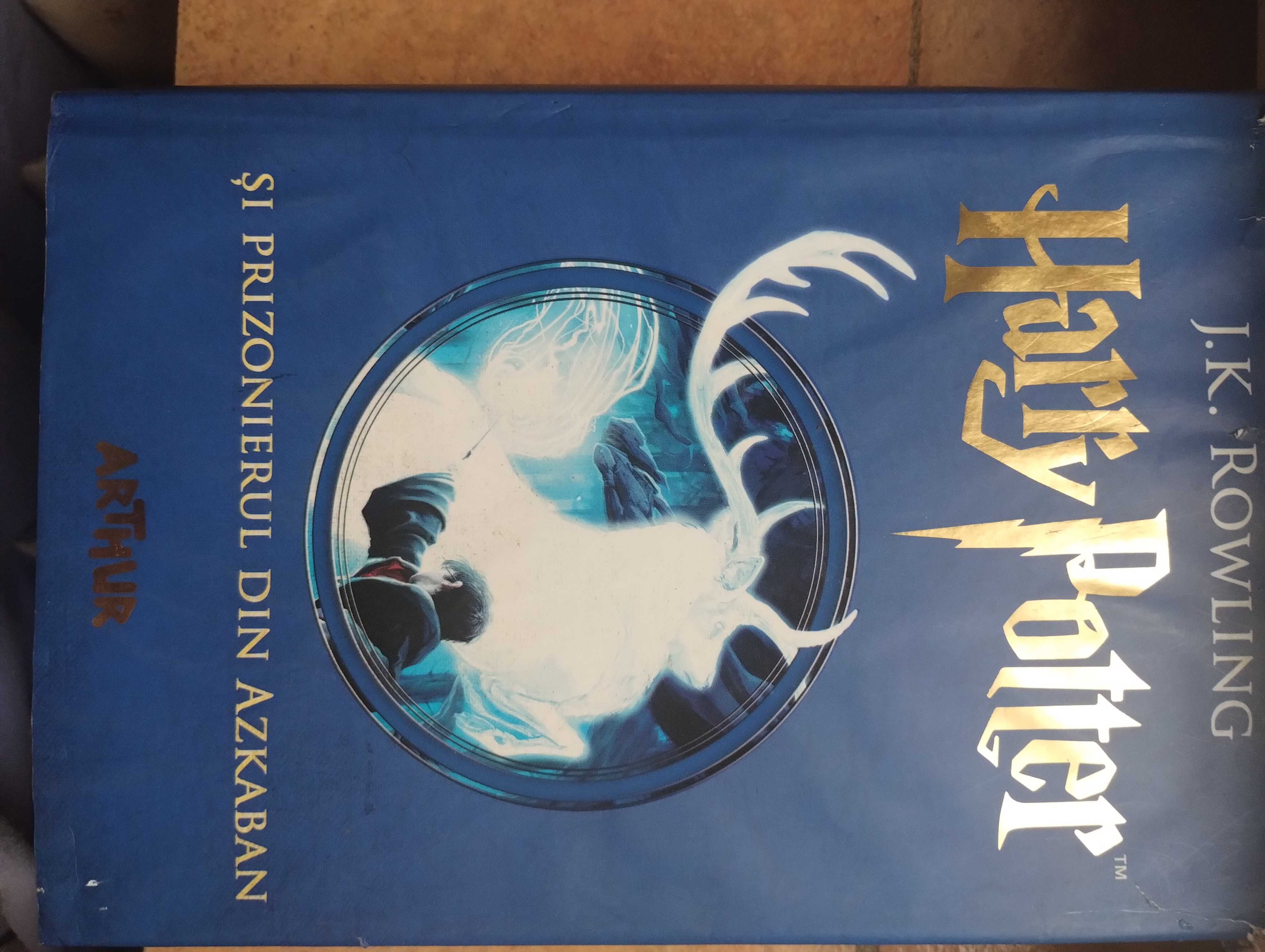 Carti Harry potter se vand impreuna sau individual.
