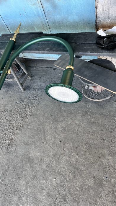 Столб фонарный 6 метровый для освещения улиц,прогулочных дорожек.