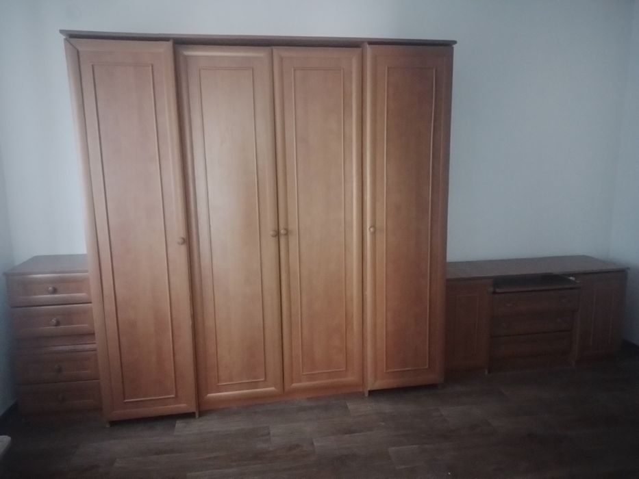 Спальный гарнитур