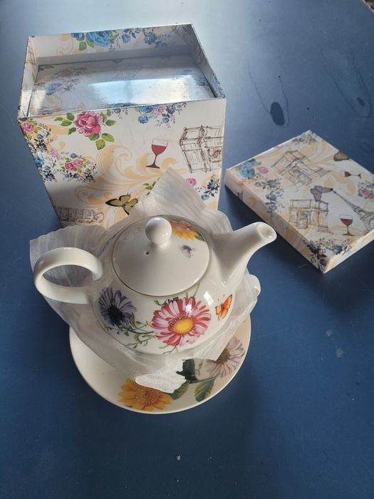 Ceainic și ceașcă ceai set