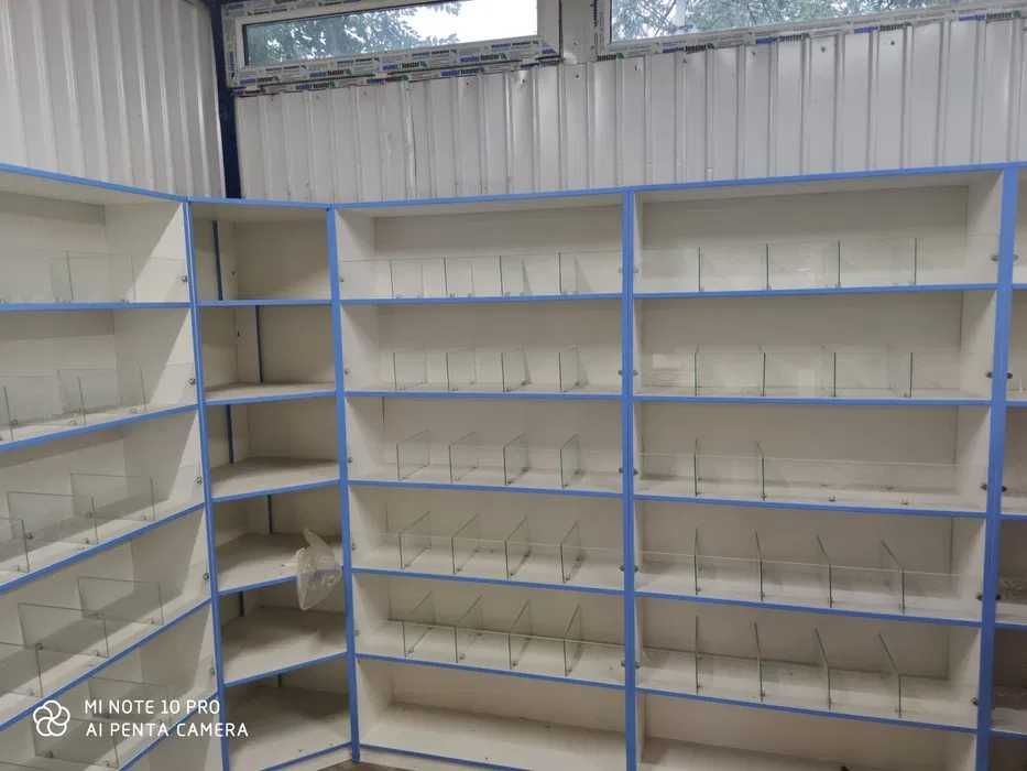 Торговое оборудование стеллажи полки для магазина сумочницы г. Атырау