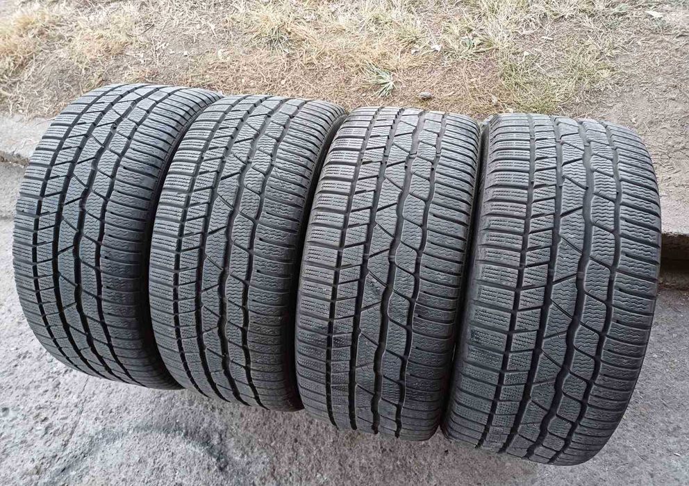 255/40 R18 Continental