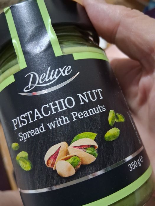 Vând 3 borcane de pasta de fistic