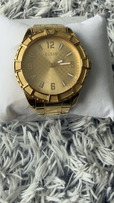 Vansd ceas marca Guess