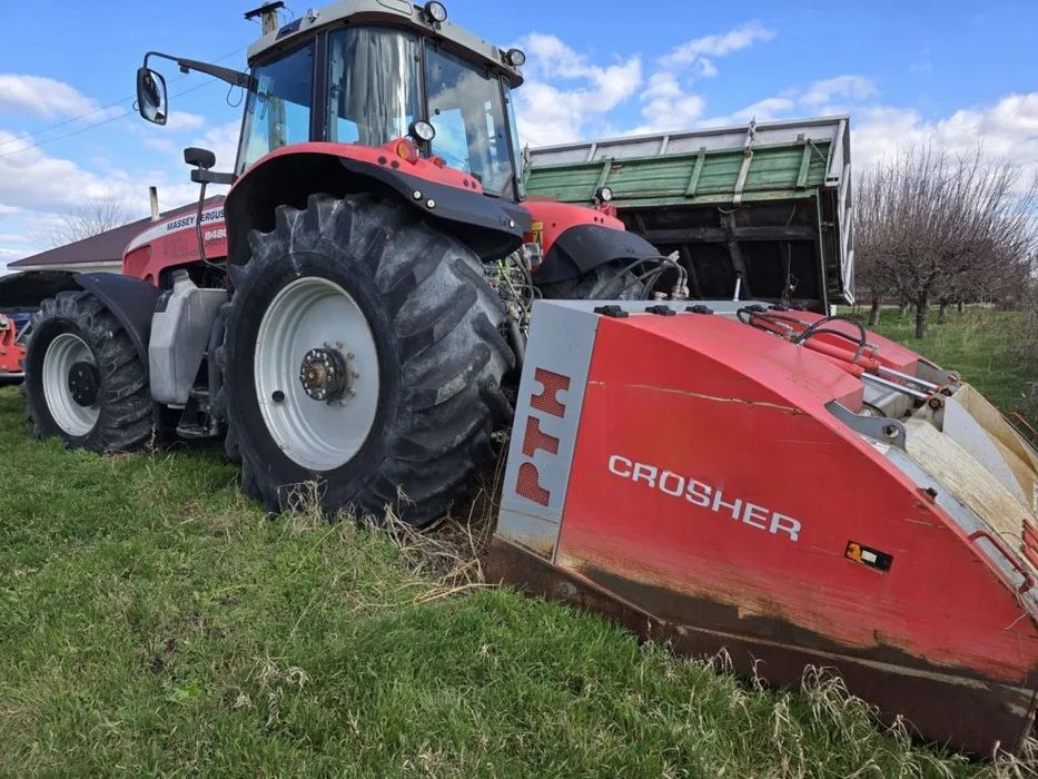 Massey Ferguson PTH 2500 PTH 2500 Crusher instalat pe Massey Ferguson MF8480