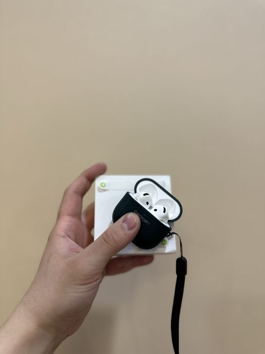 Продается Air pods 4