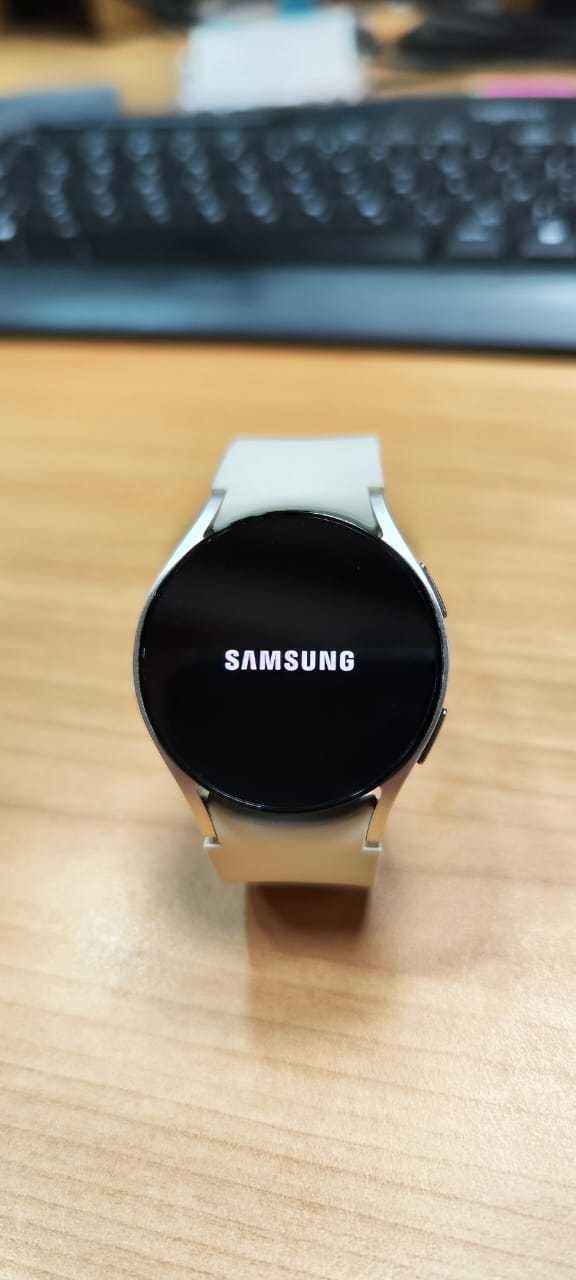 Смарт часы Samsung Galaxy Watch6, Gold