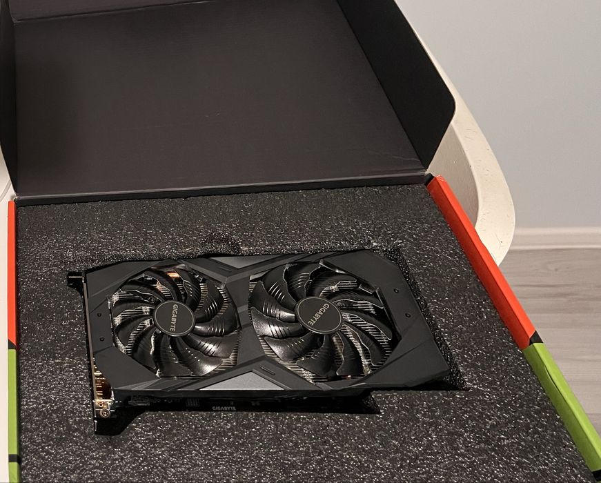 Placă Video GTX 1660 Super