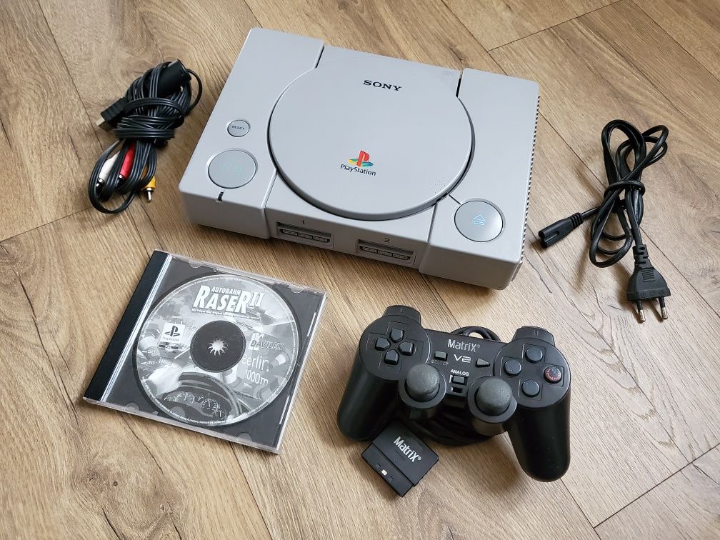 Playstation 1 - пълен комплект