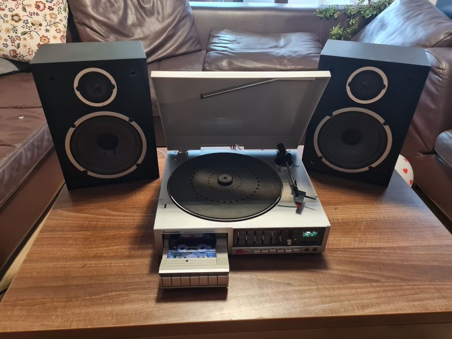 Panasonic  3în1 pick-up Deck Radio Amplituner . Piesă de colecție!