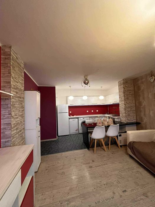 Двустаен ап. под наем в кв. Люлин 7