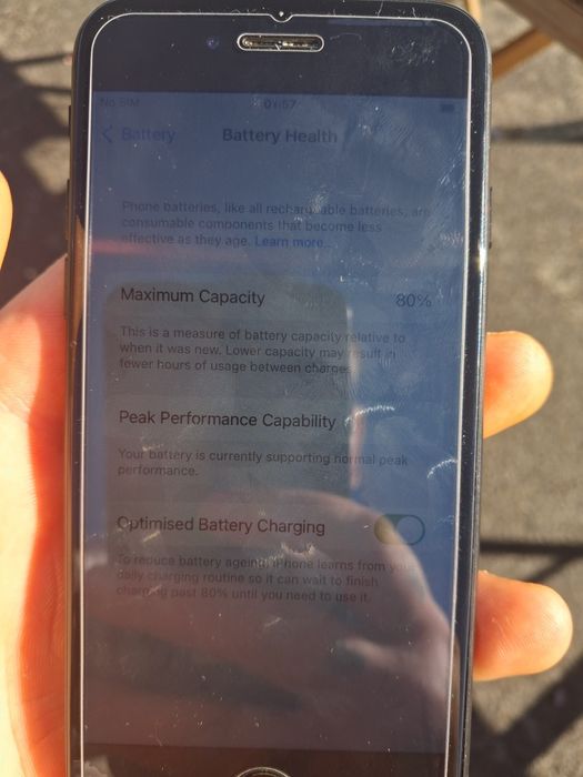 Iphone 7 80% baterie  merge foarte bine totul funtiona !l