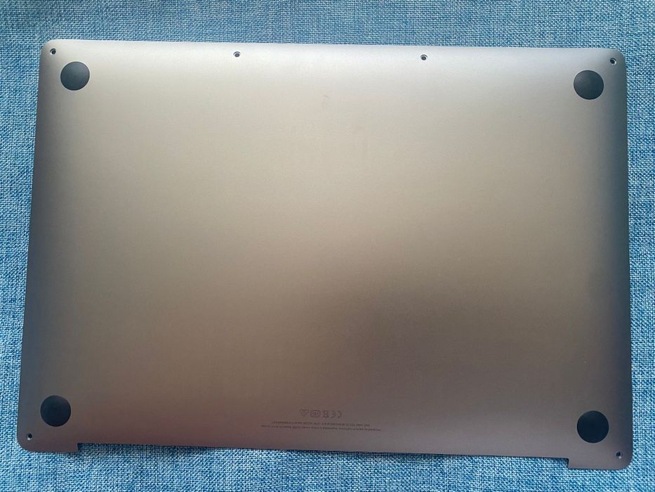 Capac macbook 13 A - 2289-2020
