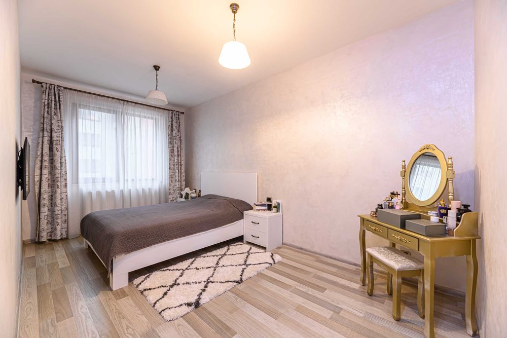 VANZARE : Apartament 3 camere 86 m2, ISARAN + parcare