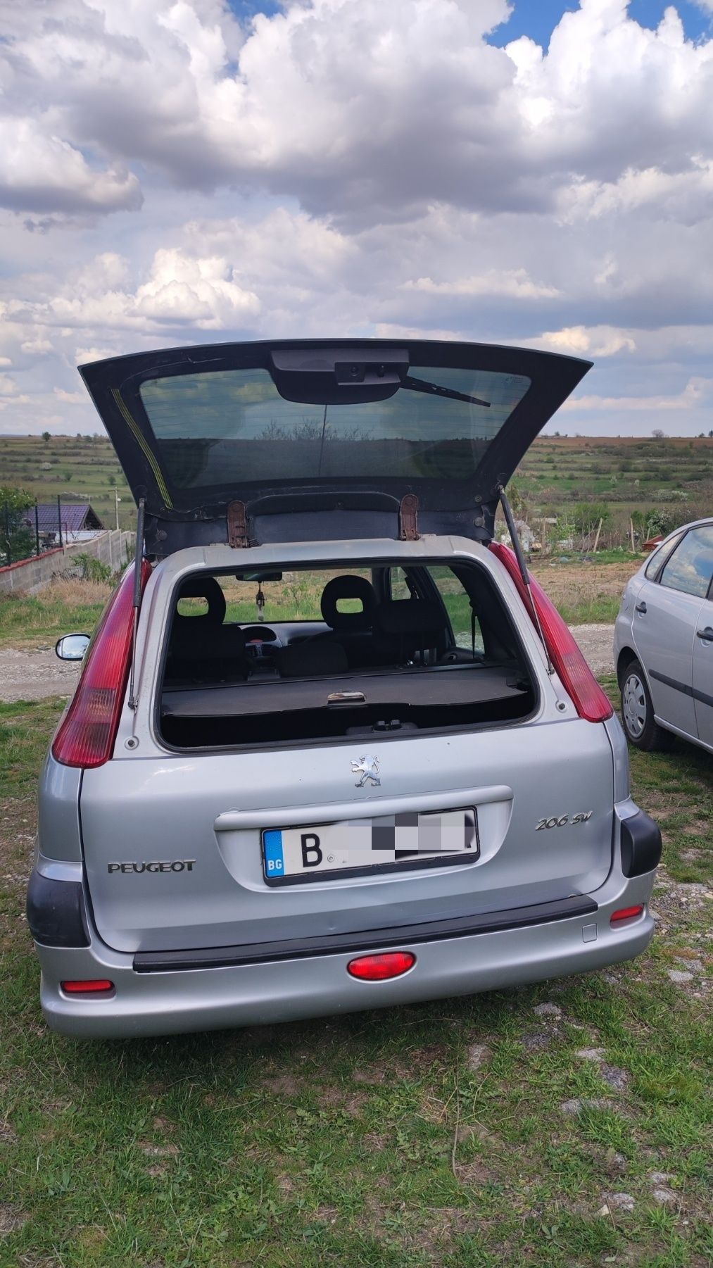 Peugeot 206 SW или бартер за каравана