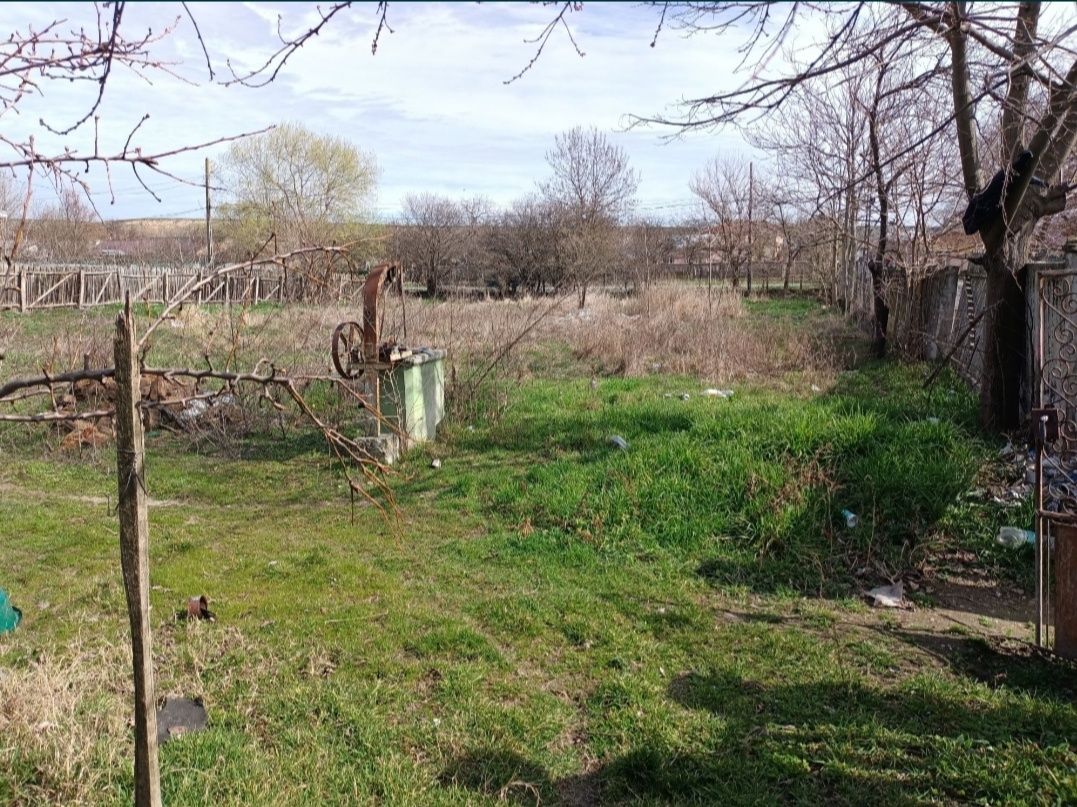 Teren pentru casa in centru satului