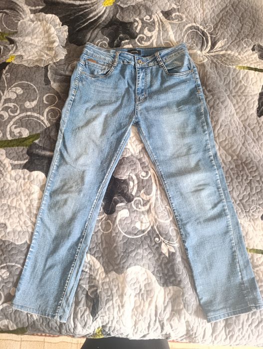 Брюки мужские джинсы