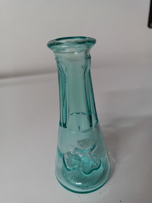 Vând Țoi de 100 ml