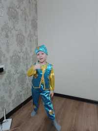 Национальная казахский костюм