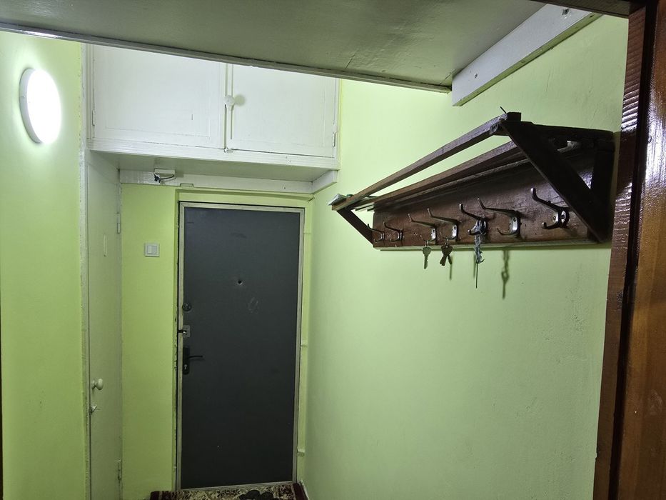 Чилонзор-19кв 2/3/4/Балкон 1*5/6/Срочно Сотилади Ориентир Бозорча