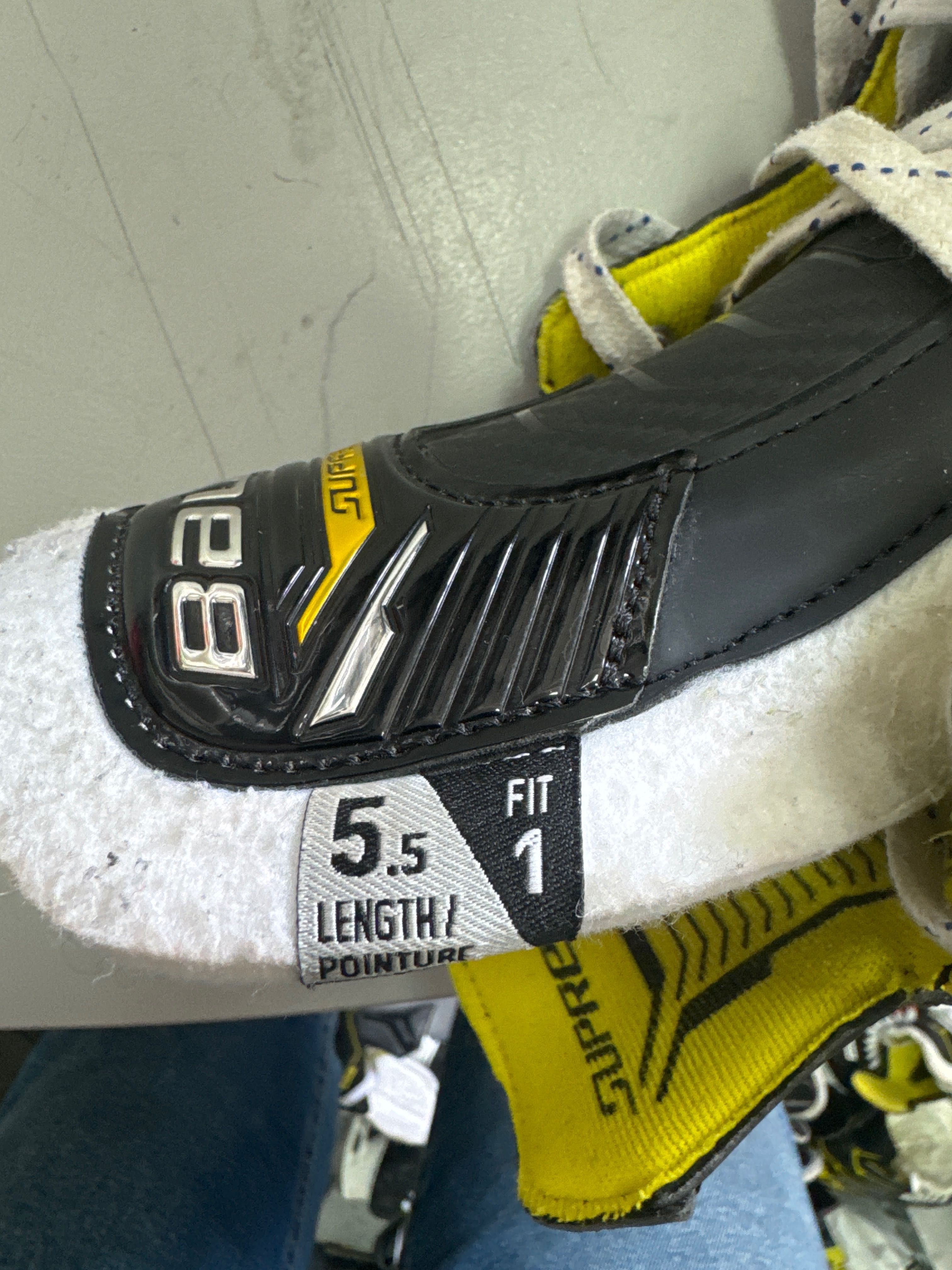 Кънки за хокей на лед Bauer Supreme M4