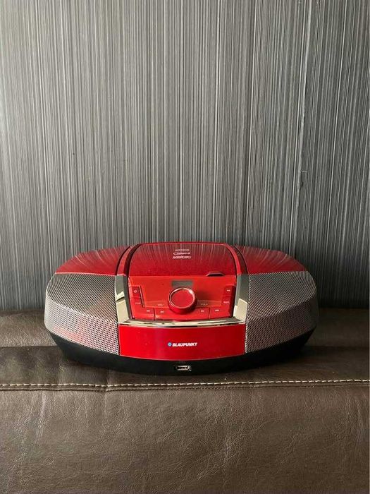 BLAUPUNKT BB12RD портативна аудио система Radio CD-MP3 USB AUX