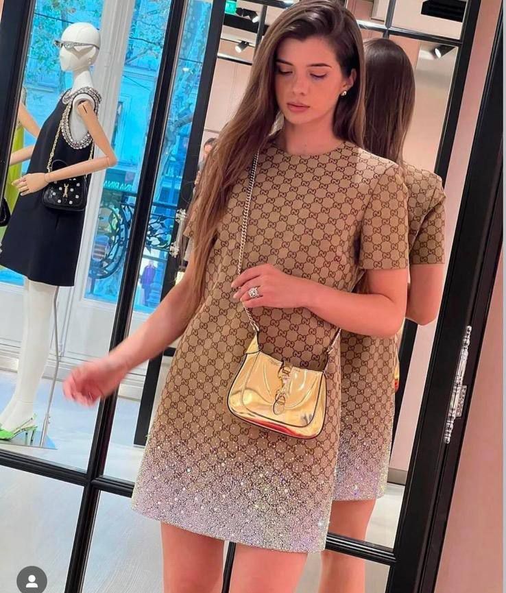 Rochițe Gucci Mai multe detalii în descriere